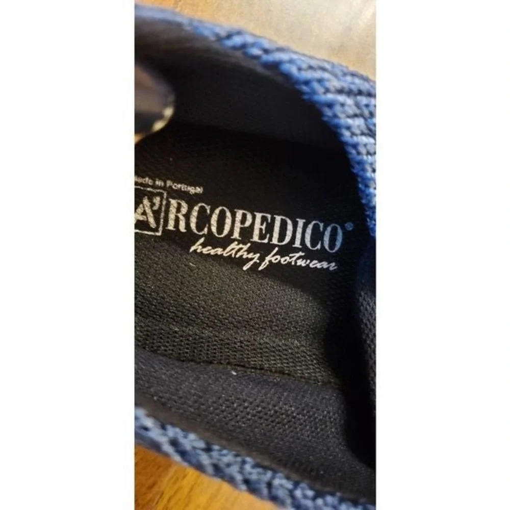 Arcopedico‎ 44 Navy mesh slipon shoes